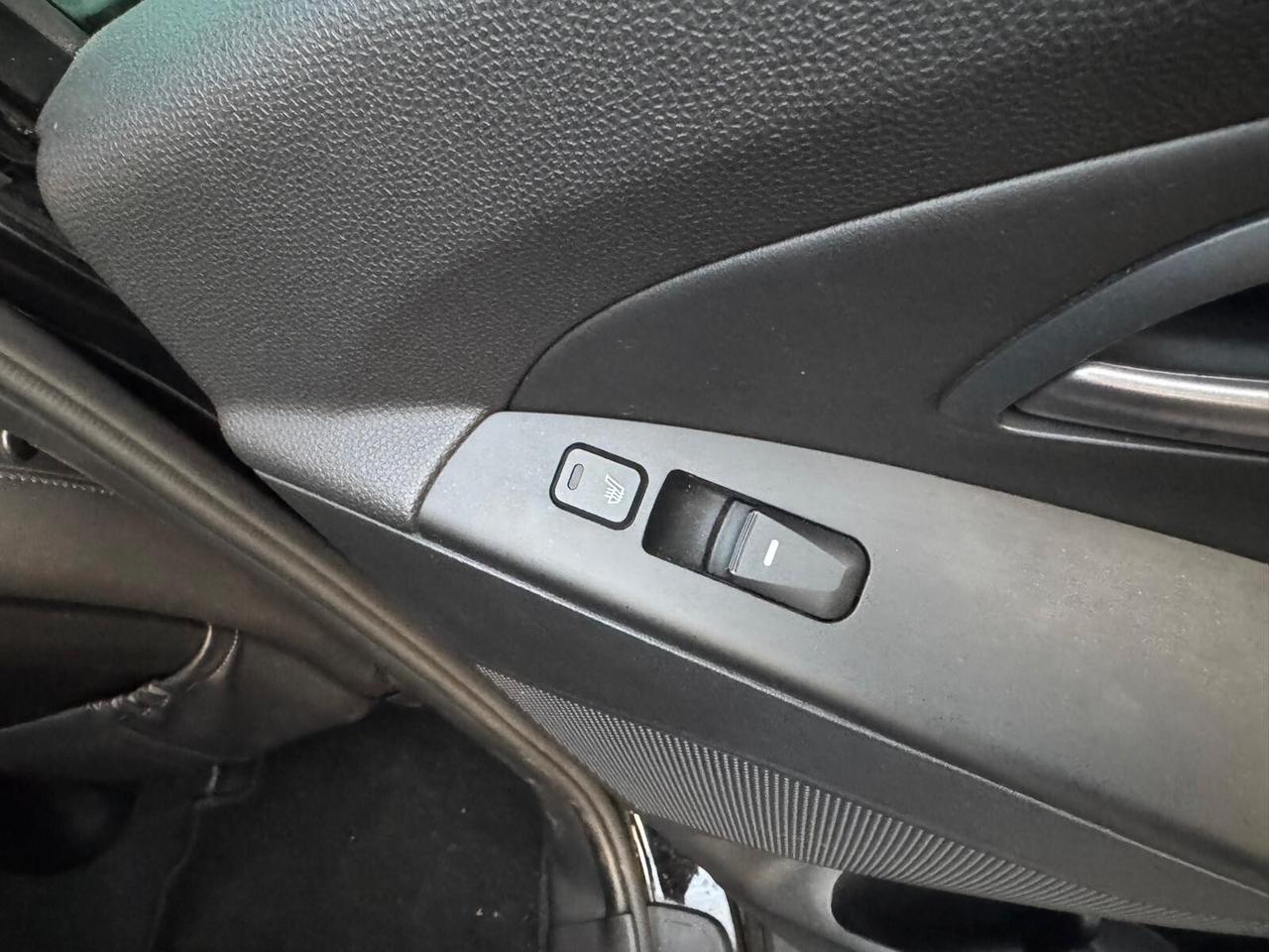 Hyundai iX35 1.7 CRDi 2WD NEOPATEN GARANZIA 12 MESI