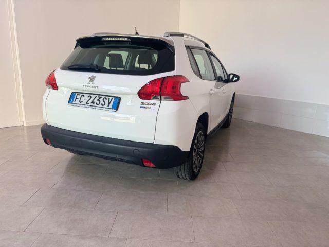 PEUGEOT 2008 1° serie PureTech 82 Allure
