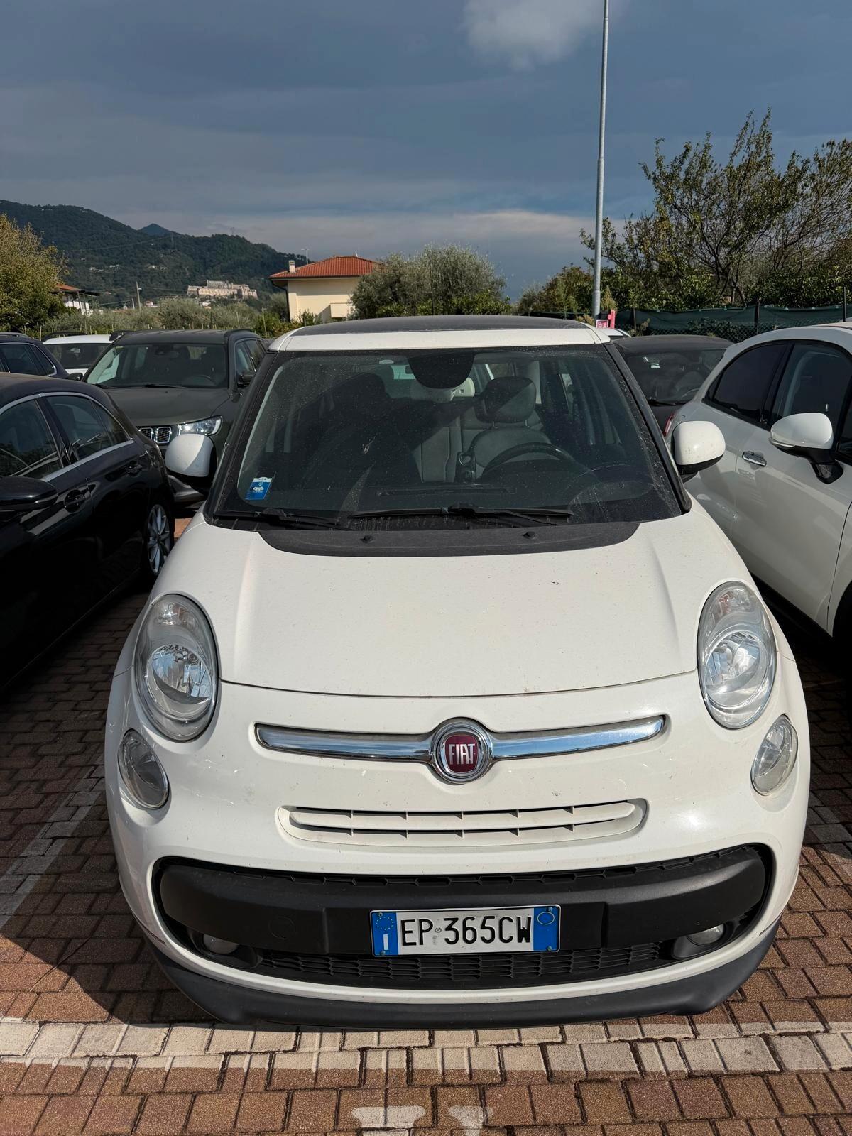 Fiat 500L Living 1.6 Multijet 105 CV Lounge pefeetta garanzia 12 mesi