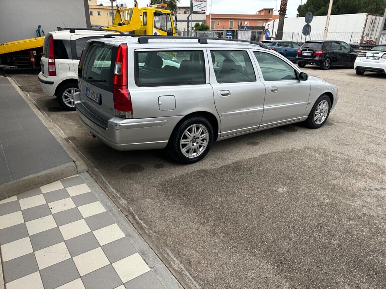 Volvo V70 2.4 D 20V (163CV) cat Momentum