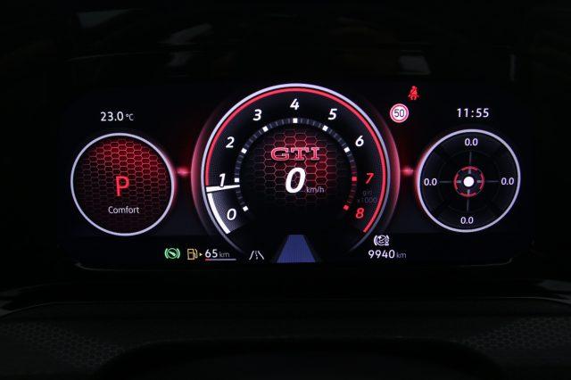 VOLKSWAGEN Golf GTI 2.0 TSI GTI DSG Black Style plus