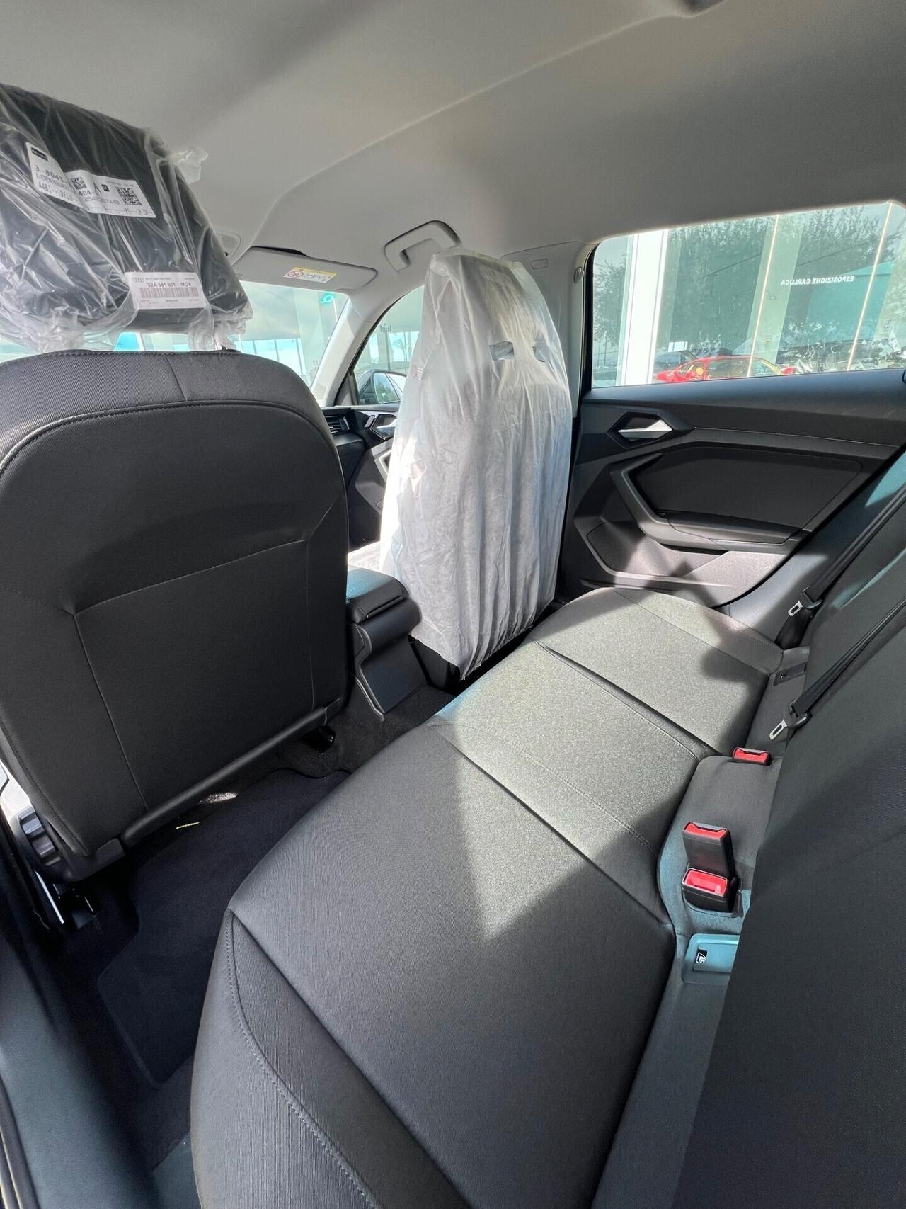 Audi A1 allstreet 30 possibilità noleggio no scoring