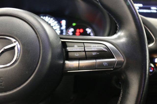 MAZDA 3 2.0L Skyactiv-G M-Hybrid Exclusive