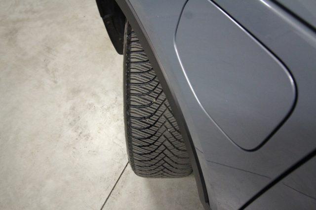 VOLVO XC40 T4 Recharge Plug-in Hybrid automatico Core