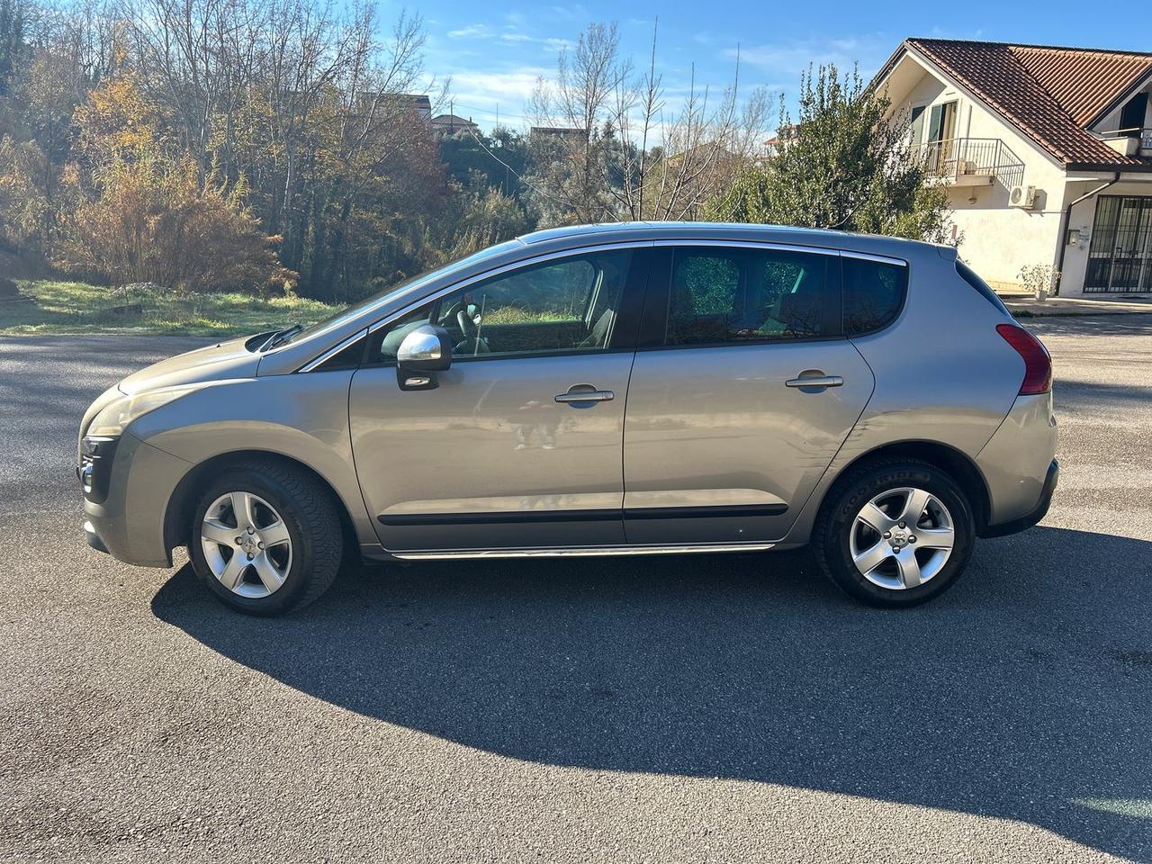 Peugeot 3008 1.6 HDI FAP 110 Premium