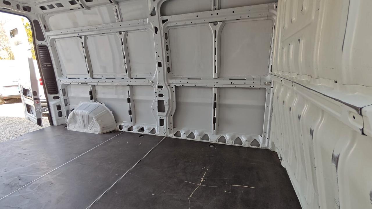 Opel Movano 33 2.2 BlueHDi 140 S&S PC-TN Furgone