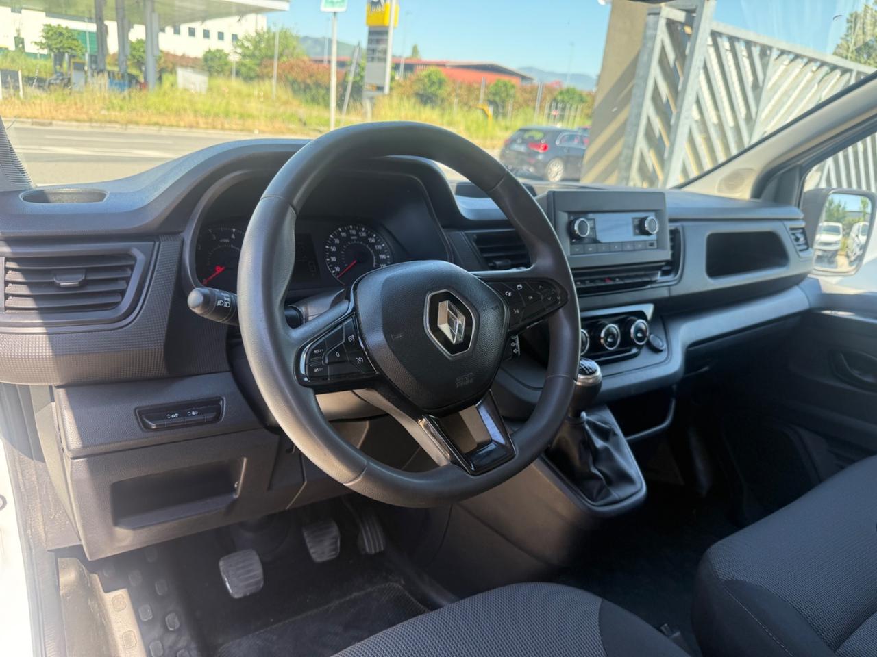 Renault Trafic T28 2.0Dci 110Cv Iva Compresa