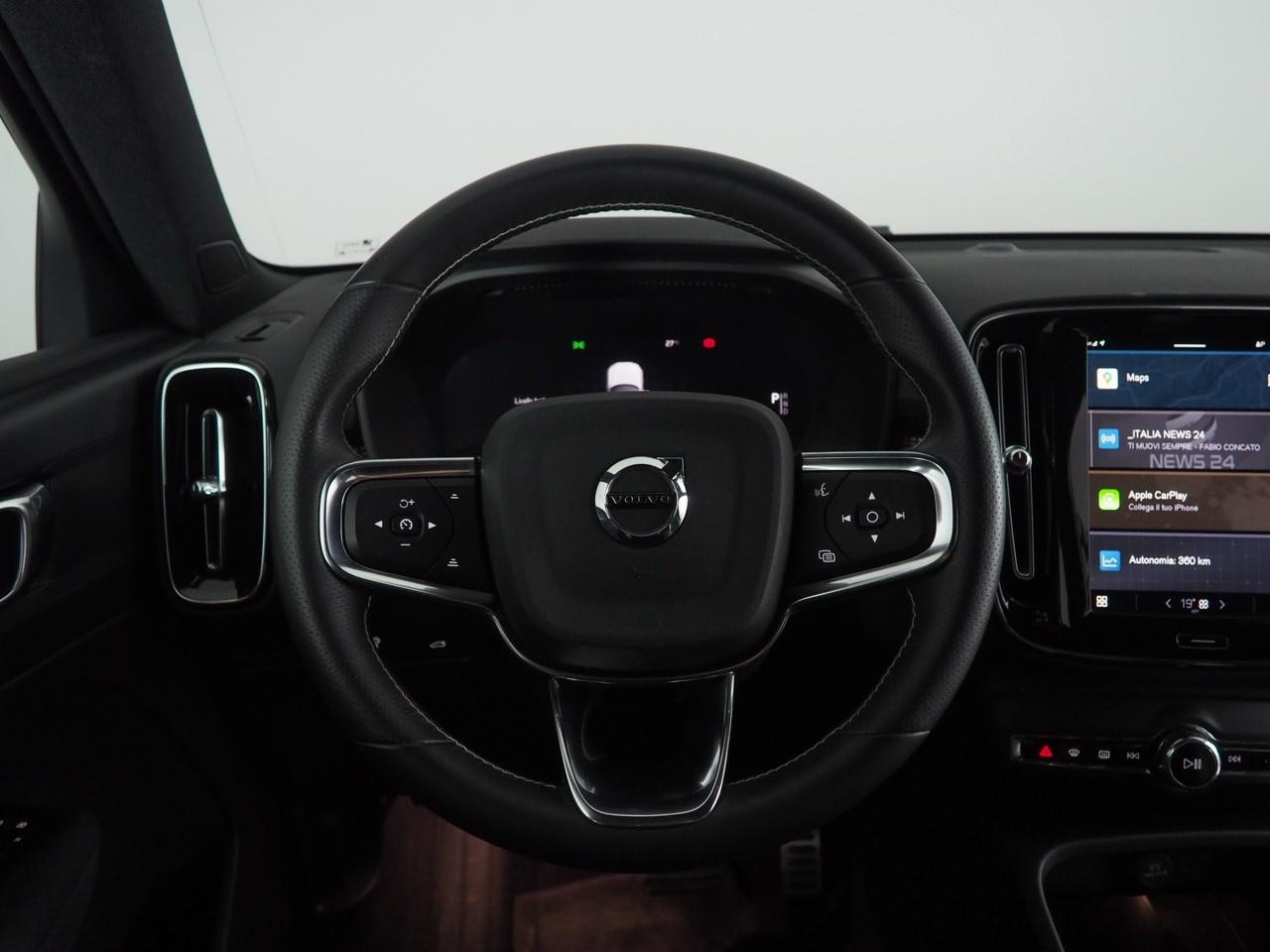 VOLVO XC40 Recharge RDesign P8 AWD AUT