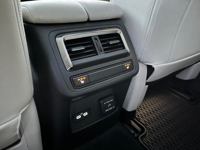 MAZDA CX-60 2.5L e-Skyactiv G PHEV AWD Takumi