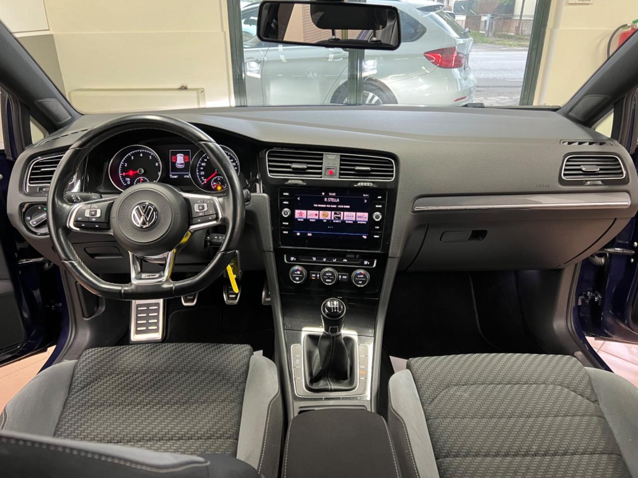 Volkswagen Golf 1.0 TSI 115 CV 5p. Sport BlueMotion Technology