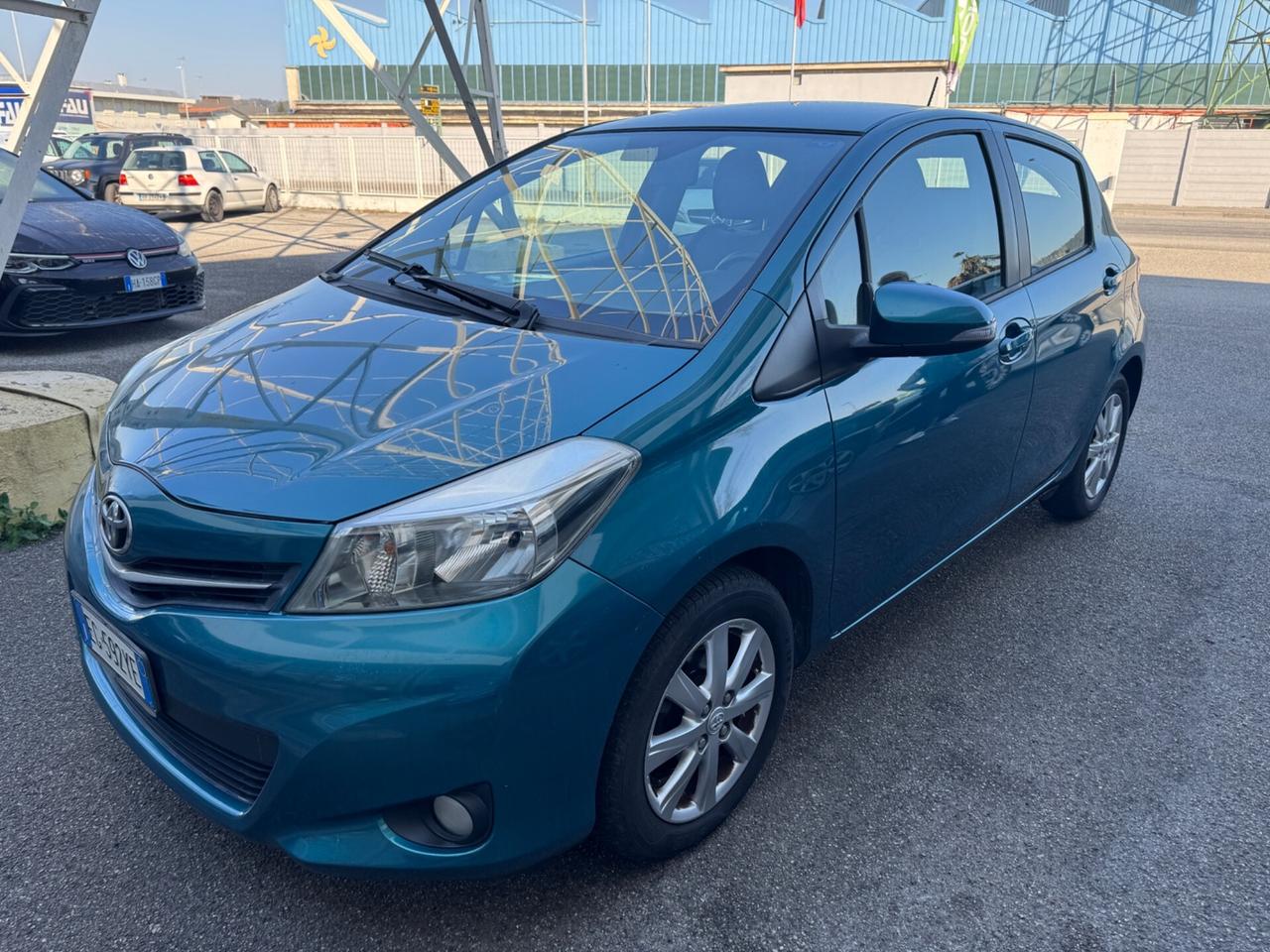Toyota Yaris 1.3 5 porte Lounge