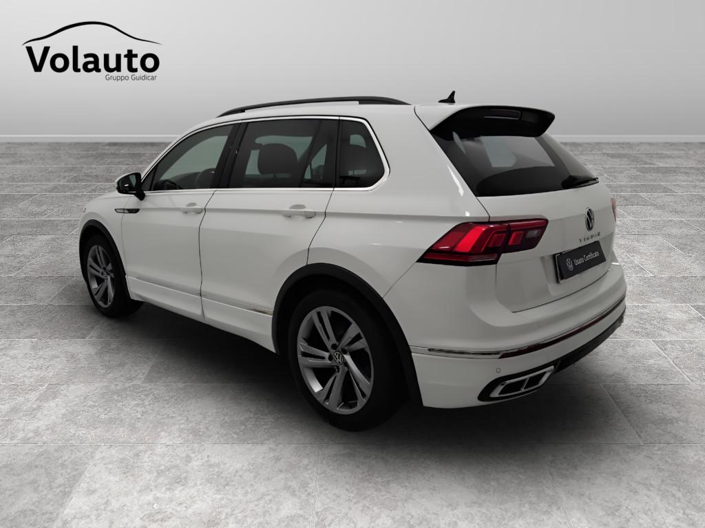 VOLKSWAGEN Tiguan II 2021 - Tiguan 1.5 tsi R-Line 150cv dsg