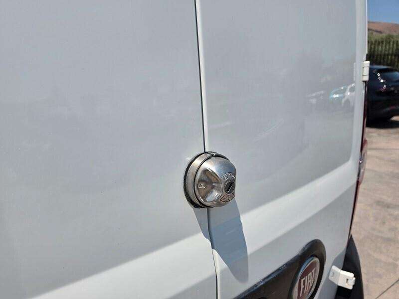 FIAT Doblo 1.6 MJT 105 S&S Cargo Scaffali NAV PARK