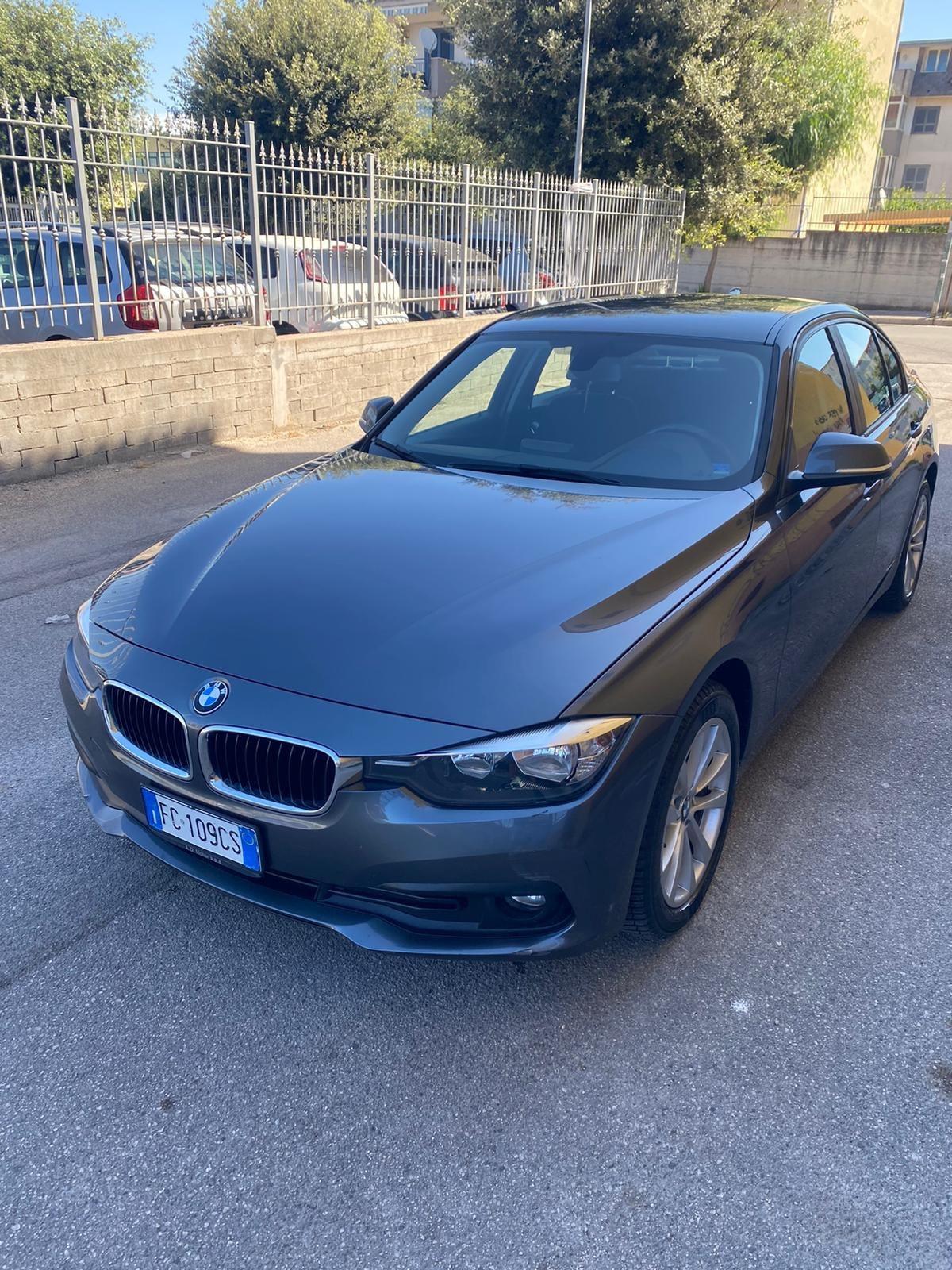 Bmw 320d Xdrive Fine 2015 Full Navi TAGLIANDATA