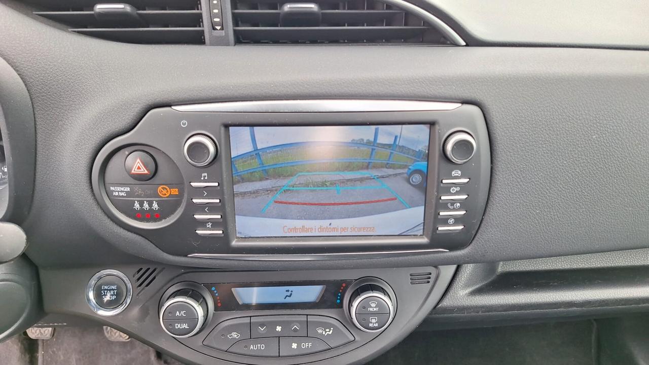 Toyota Yaris 1.0 Lounge SOLO KM 38MILA