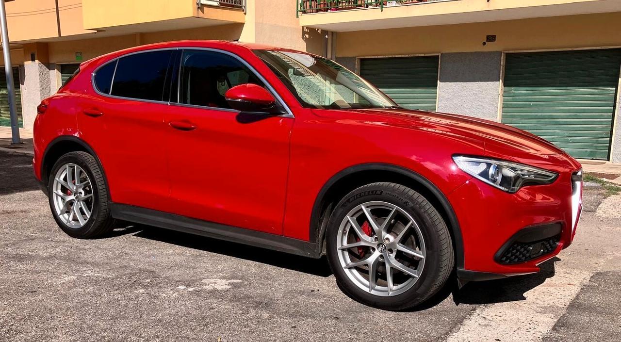 Alfa Romeo Stelvio 2.2mjet 210 CV AT8 Q4 Executive UFF ITA