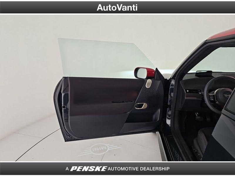 MINI Mini Cooper A.E. Cooper SE JCW