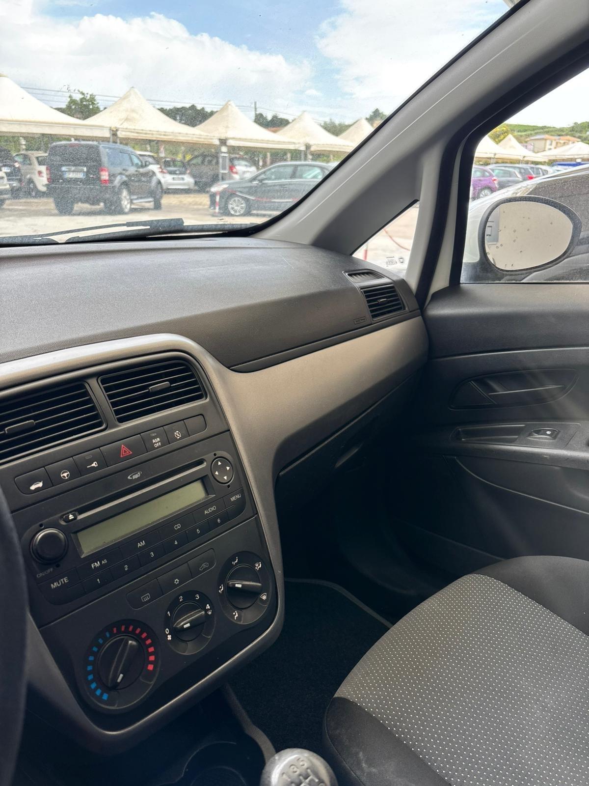 Fiat Punto 1.3 MJT II 75 CV 3 porte 4POSTI AUTOCARRO