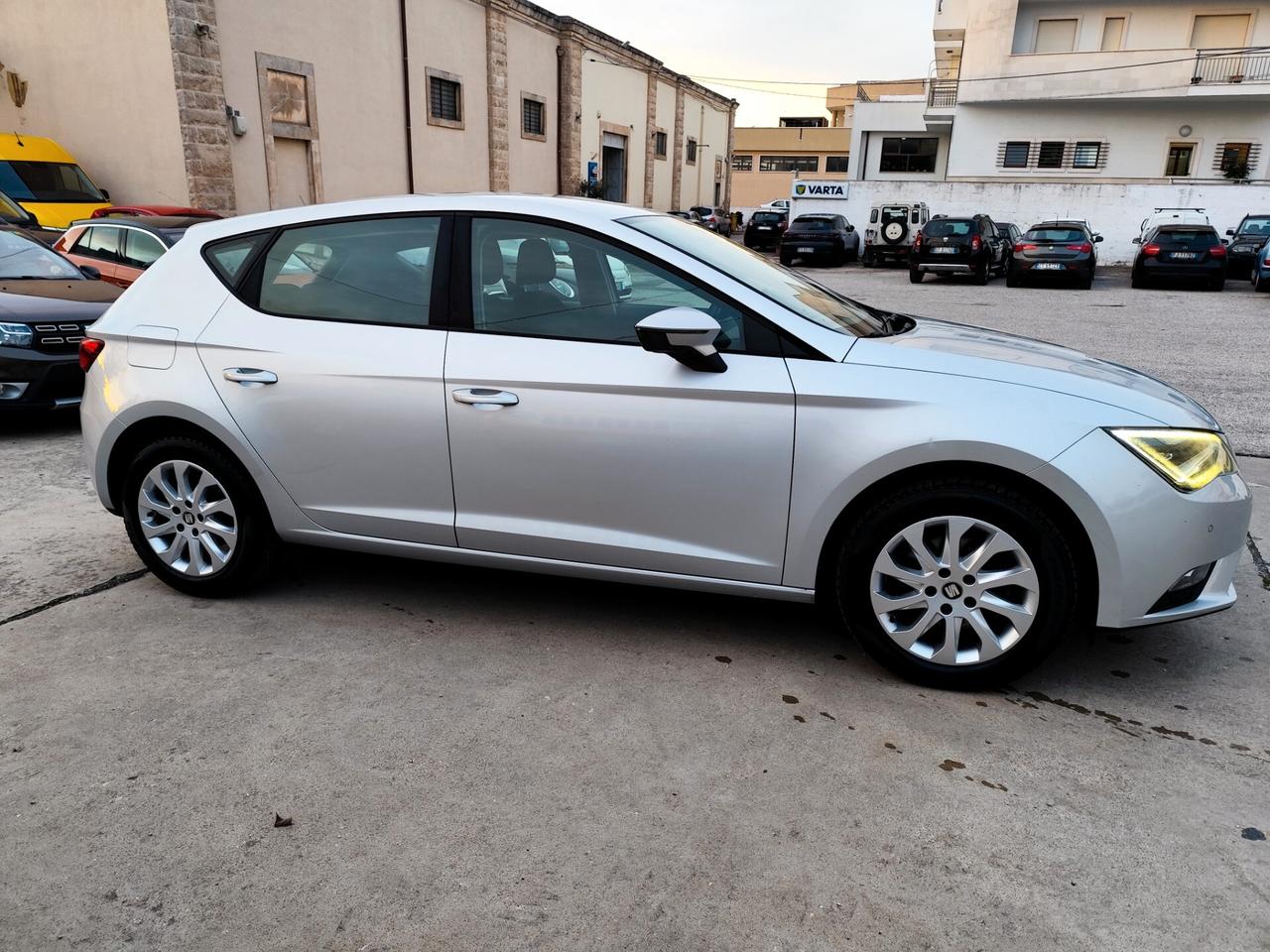 Seat Leon 1.6 TDI 90 CV 5p. Reference