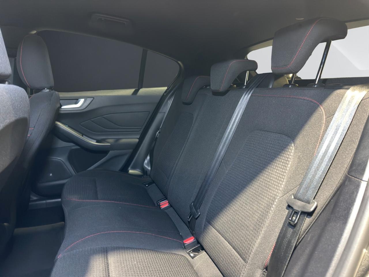 Ford Focus 1.0 EcoBoost Hybrid 125 CV 5p. ST-Line