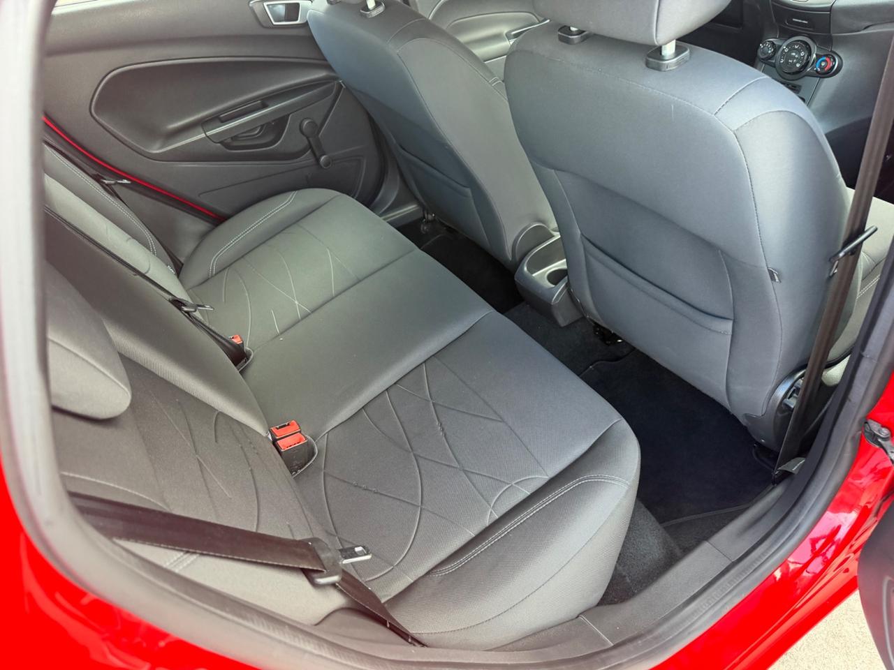 Ford Fiesta 1.2 60CV 5 porte Titanium
