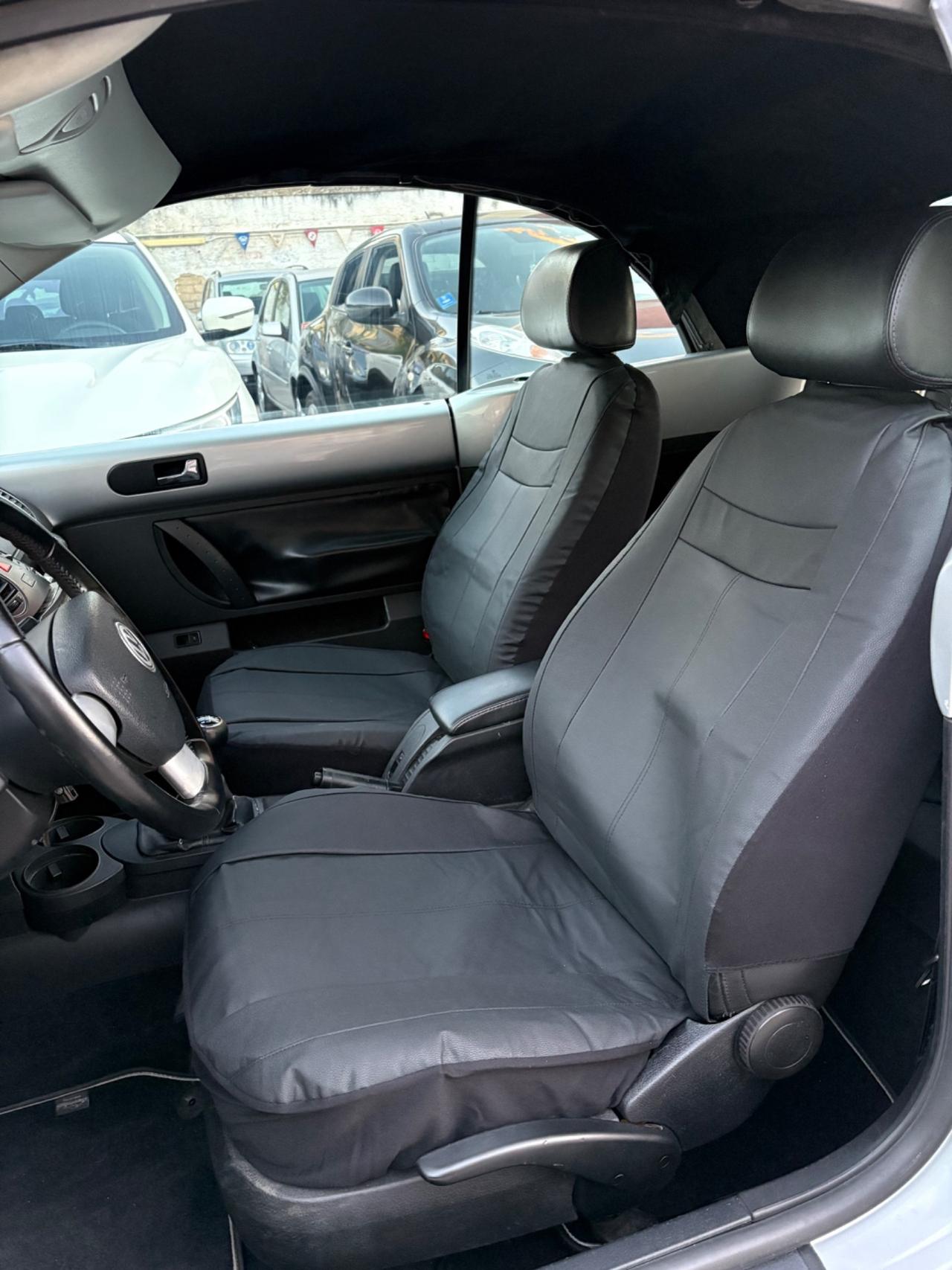 Volkswagen New Beetle 1.6 GPL cabrio