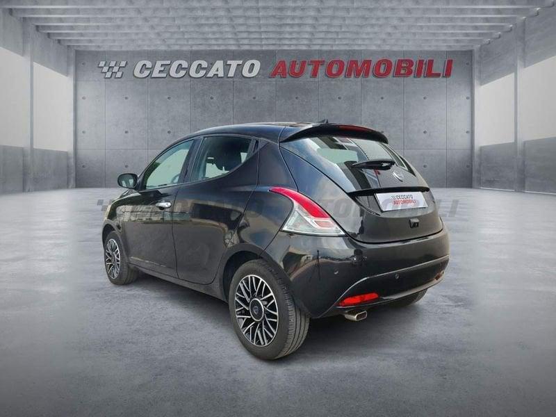 Lancia Ypsilon Ypsilon 1.0 firefly hybrid Platino s&s 70cv