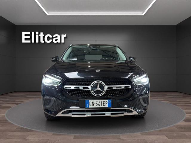 MERCEDES-BENZ GLA 200 Automatic Sport