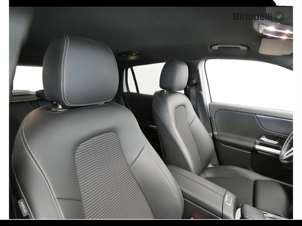 Mercedes-Benz GLA (H247) - GLA 200 d Automatic Sport