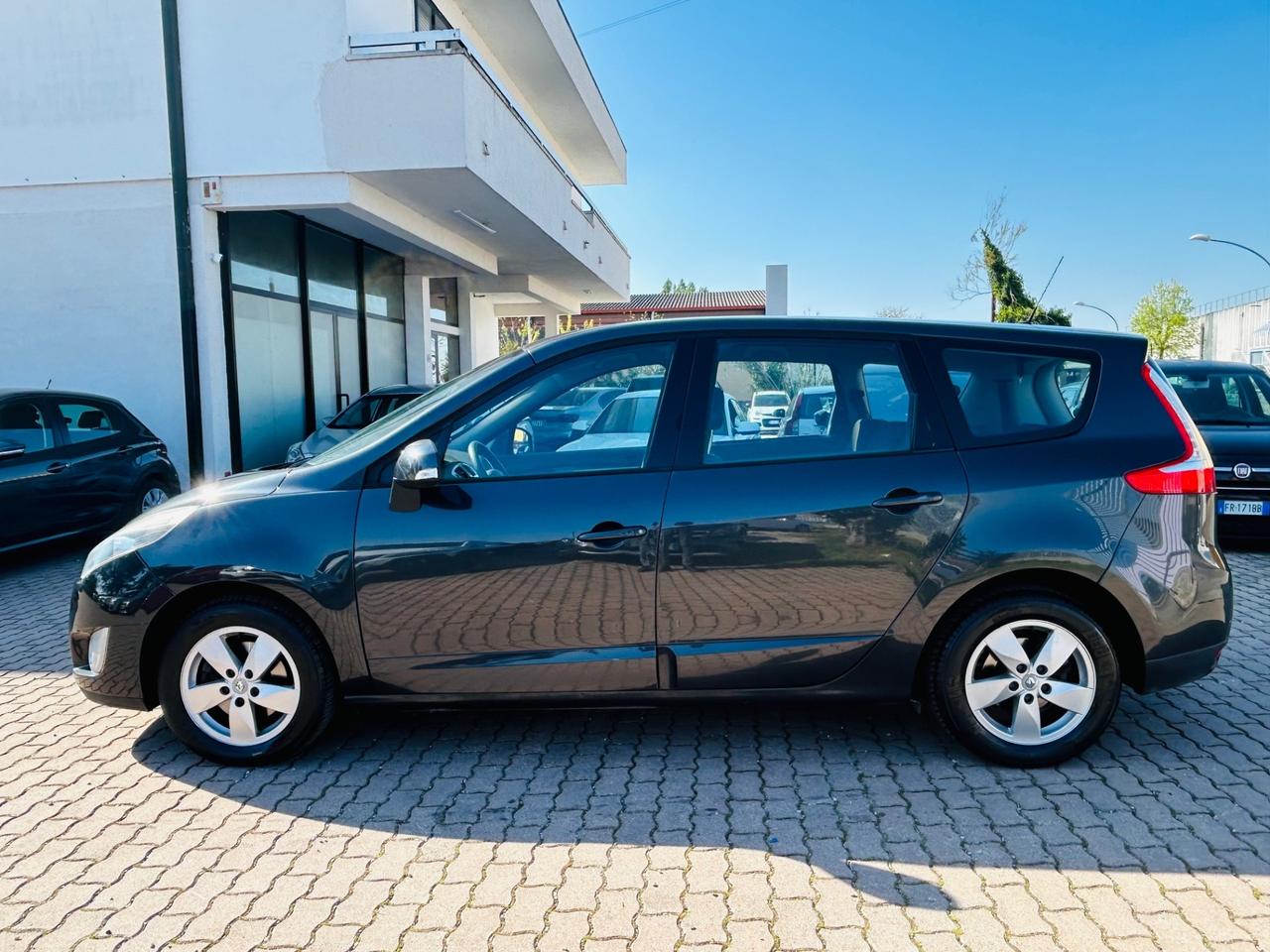 Renault Scenic Scénic X-Mod 1.5 dCi 110CV Luxe 7 POSTI