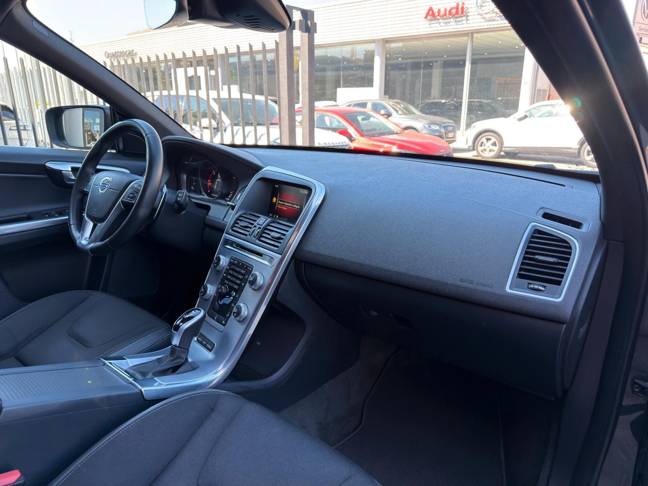 Volvo XC 60 XC60 D4 AWD Geartronic Summum DISTRIBUZIONE OK TETTO APRIBILE