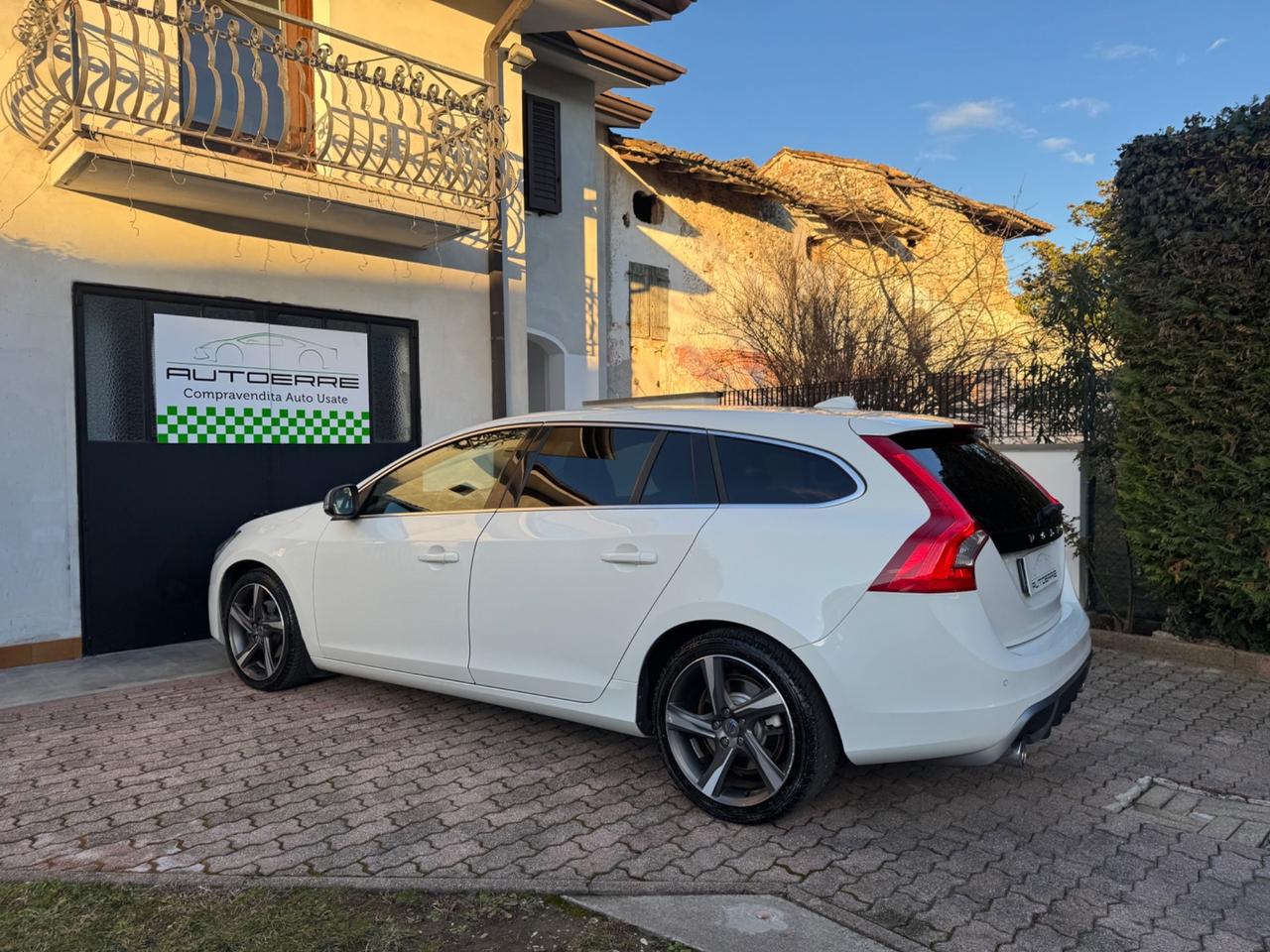 Volvo V60 D3 Geartronic R-design