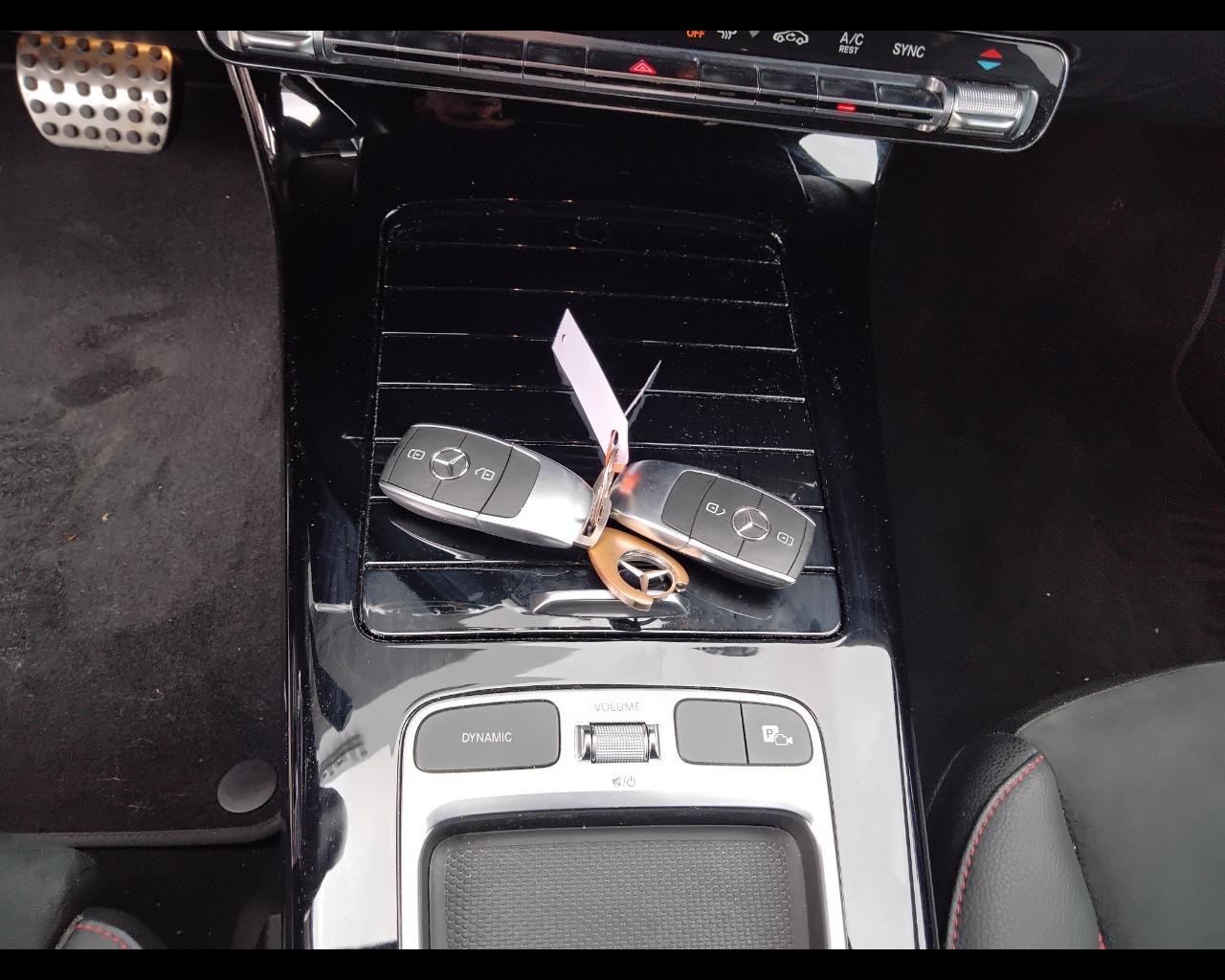 Mercedes-Benz Classe A - W177 2023 - A 180 d AMG Line Advanced Plus auto