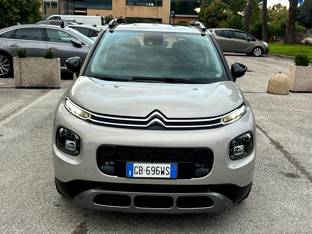 " UNA CHICCA " Citroen C3 Aircross C3 PureTech 110 cv Shine