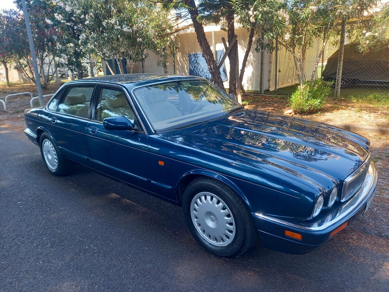 Jaguar Xj6 4.0 benzina 85.000 iscritta ASI