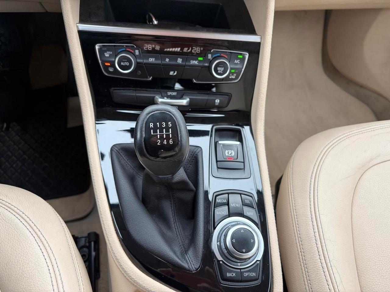 Bmw 2er Active Tourer 216d Luxury