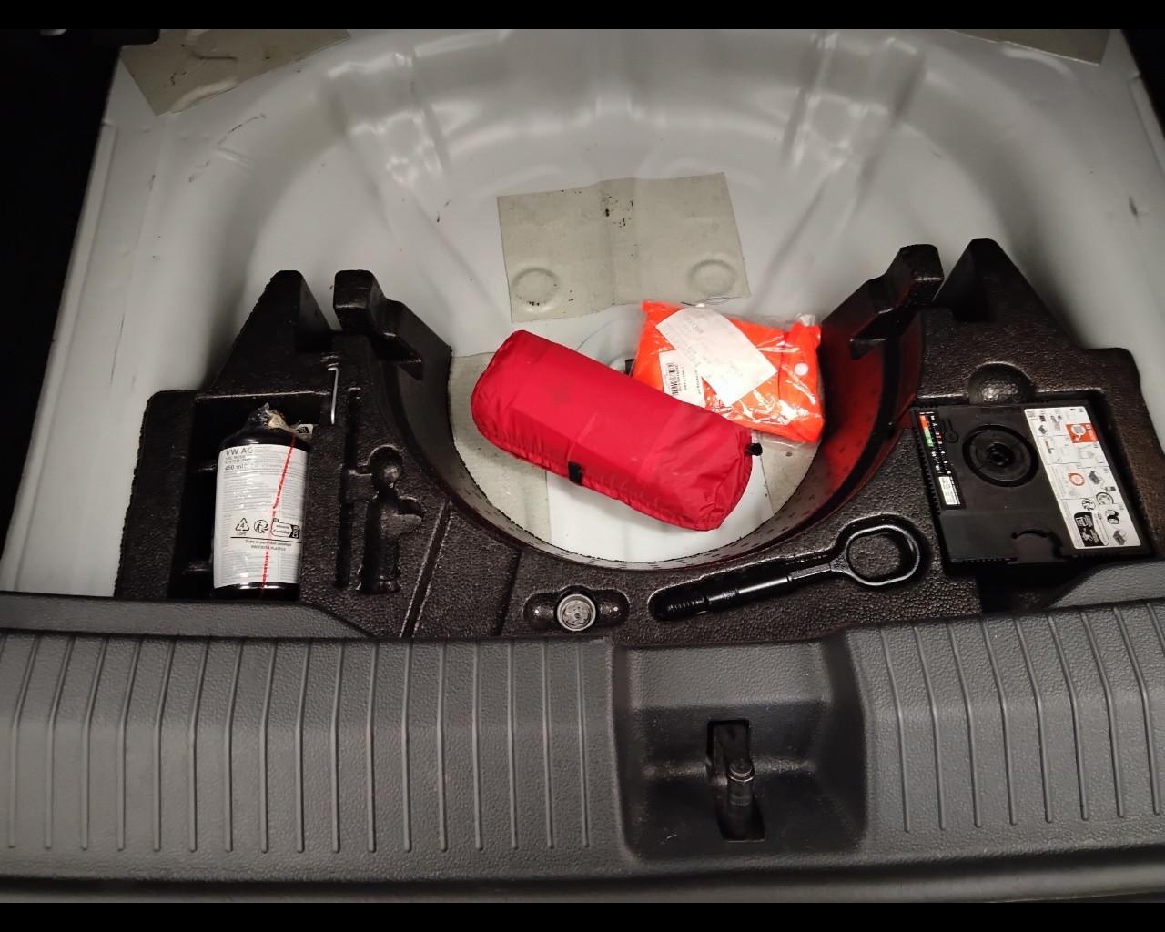 VOLKSWAGEN T-Roc I 2022 - T-Roc 1.5 tsi R-Line