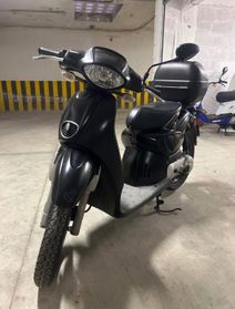 Aprilia Scarabeo 50 2T STREET