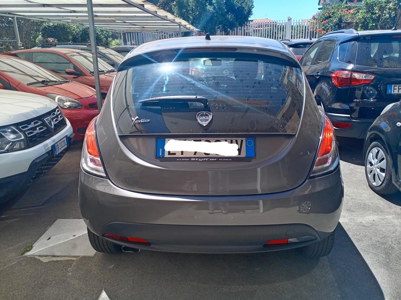 Lancia Ypsilon 1.2 69 CV 5 porte S&S Gold
