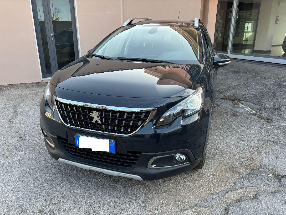 PEUGEOT 2008 1.2 VTi 82 CV Allure