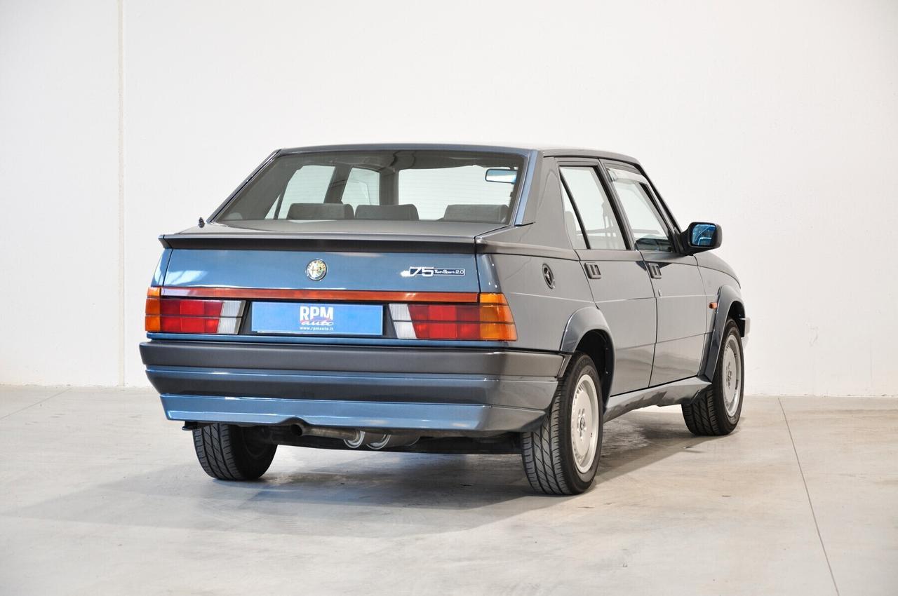 Alfa Romeo 75 2.0i Twin Spark ASI Blu Chiaro Metallizzato