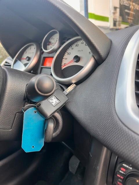 Peugeot 207 1.4 8V 75CV 5p. X Line ECO GPL