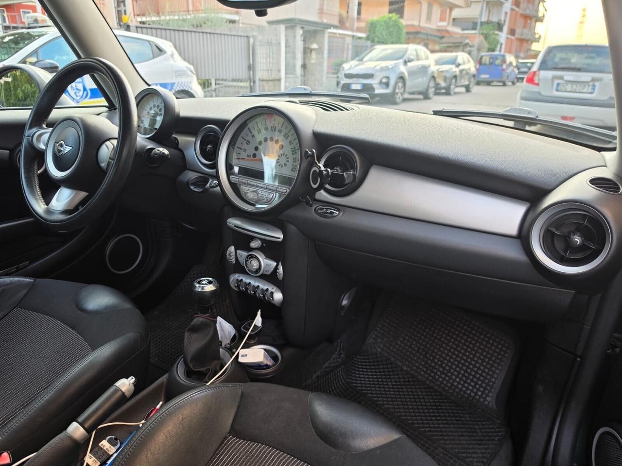 Mini 1.6 16V Cooper