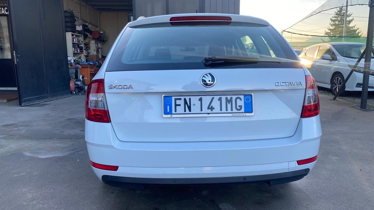 Skoda Octavia 1.6 TDI CR 115 CV Wagon Executive