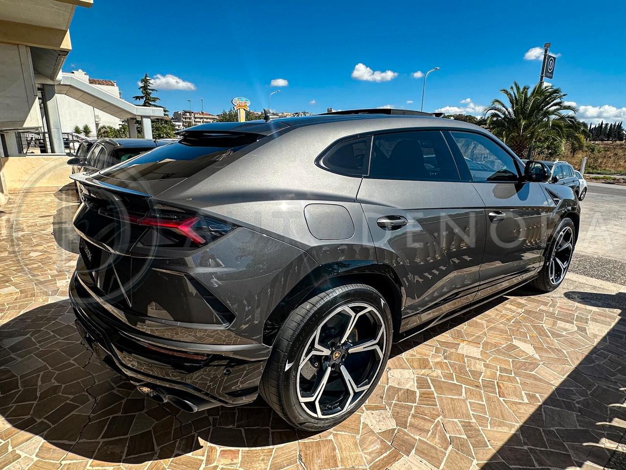 Lamborghini Urus 4.0#LED#PELLE#CAM360#CARPLAY
