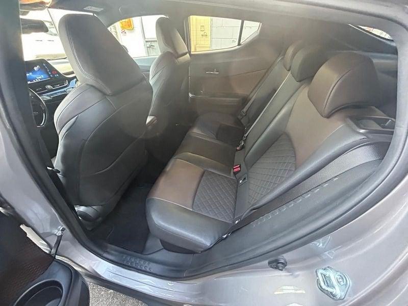 Toyota C-HR C-HR 1.8 Hybrid E-CVT Lounge
