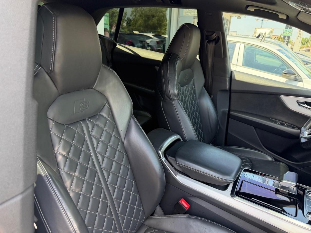 Audi Q8 50 TDI 286 CV quattro tiptronic Sport