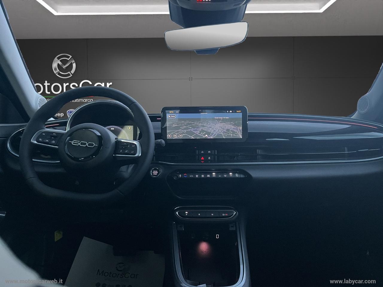 FIAT 600 Hybrid 110 CV DCT MHEV Icon