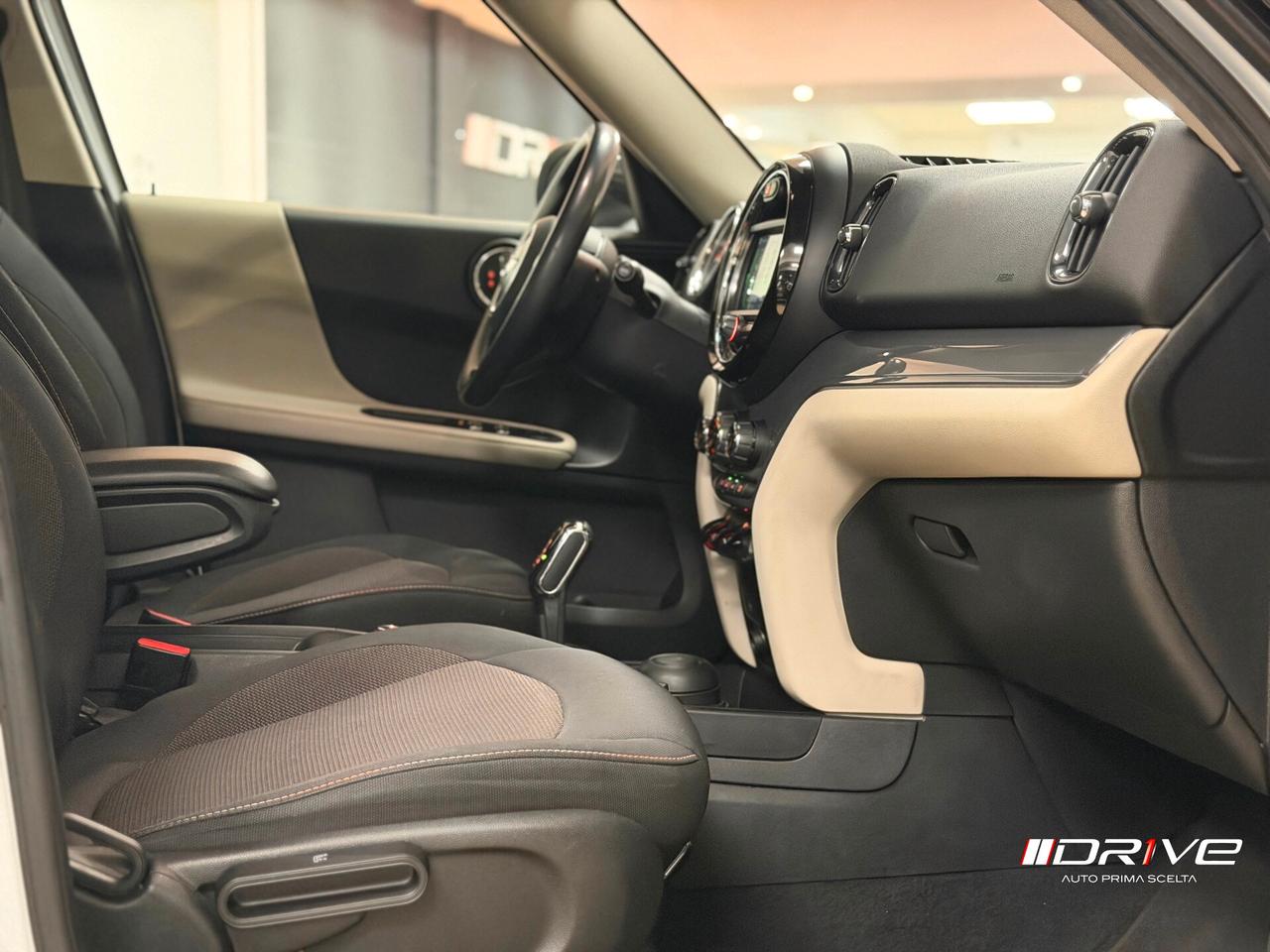 MINI Mini Countrym.(F60) Mini 2.0 Cooper D Coun...