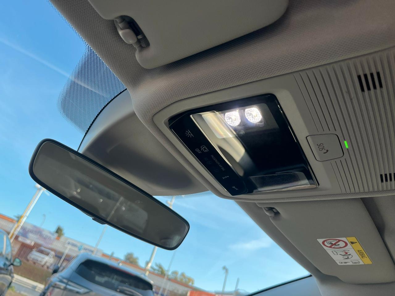 Volkswagen Golf 8 2.0 TDI 115 CV SCR Life